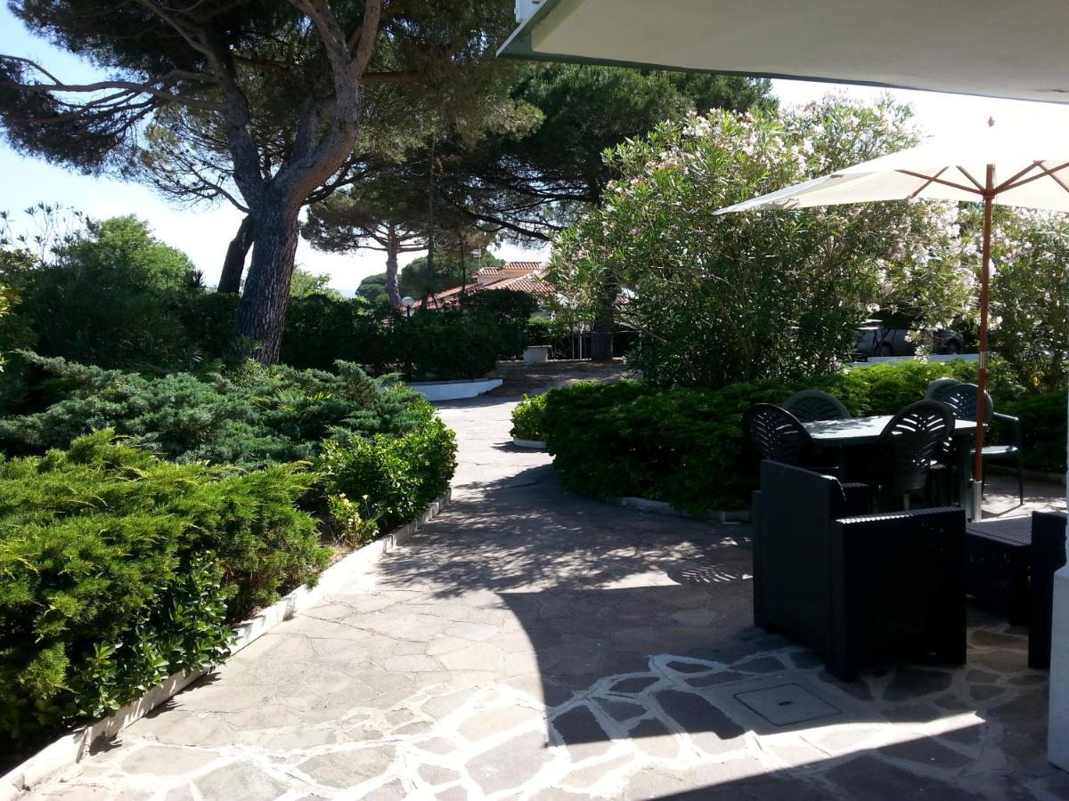Appartamento In Villa Valentini, Fronte Mare, Giardino E Parcheggio Privato, Wifi, Dotato Di Tutti I Confort, Nel Golfo Di Gaeta Минтурно Экстерьер фото